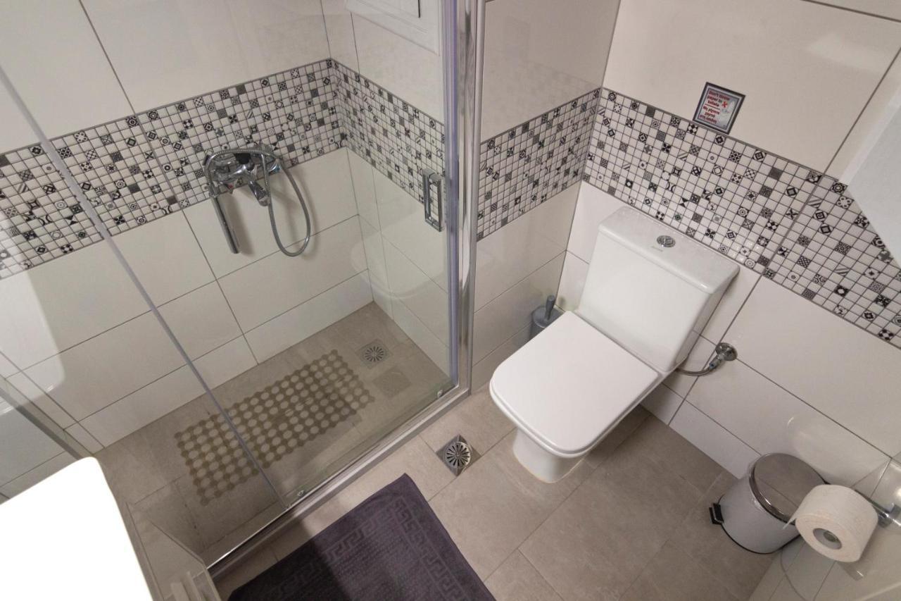 Luxury Apartment 10' From The Center! Atenas Exterior foto